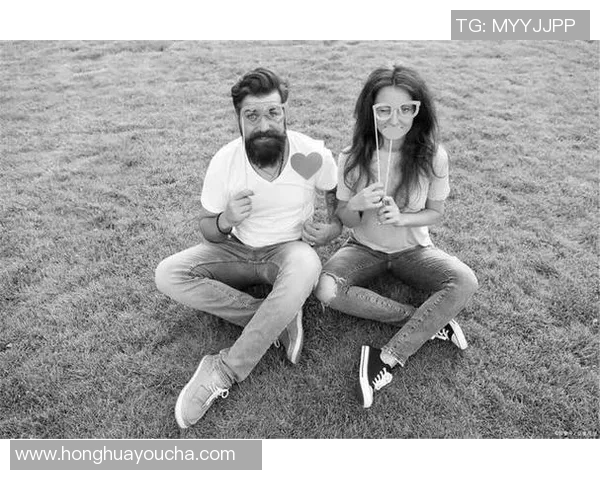 足球明星背后的女人们揭秘她们的爱情故事与生活点滴